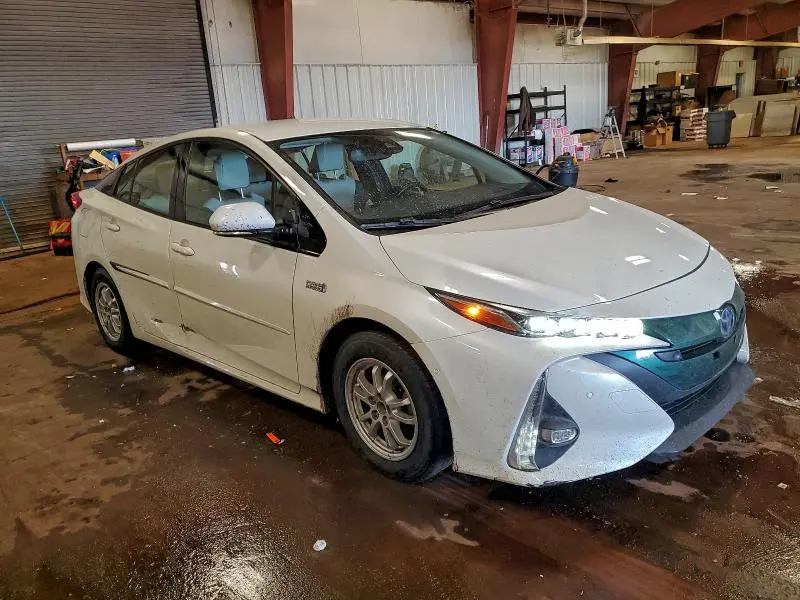 2017 TOYOTA PRIUS PRIME   