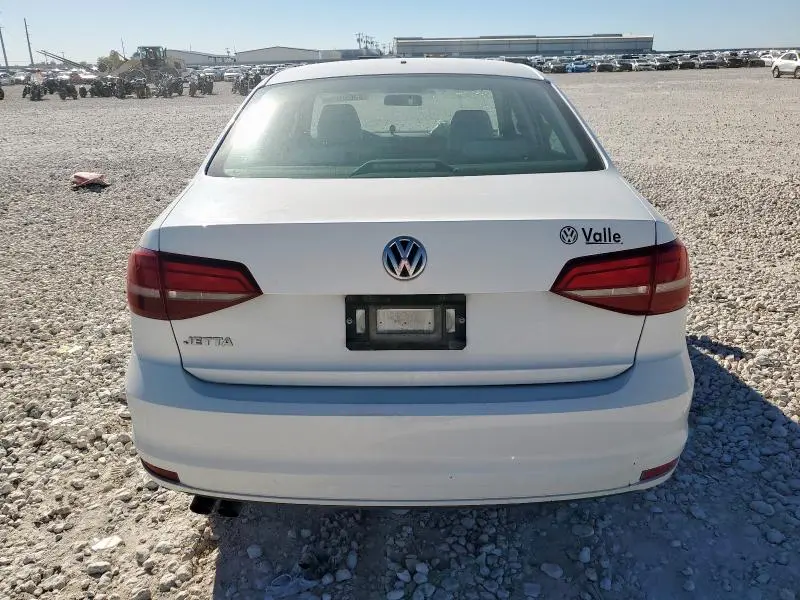 2016 VOLKSWAGEN JETTA  