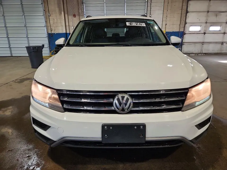 2021 VOLKSWAGEN TIGUAN SE  
