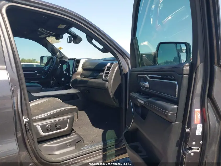 2019 RAM 1500 LARAMIE  4X4 5'7 BOX
