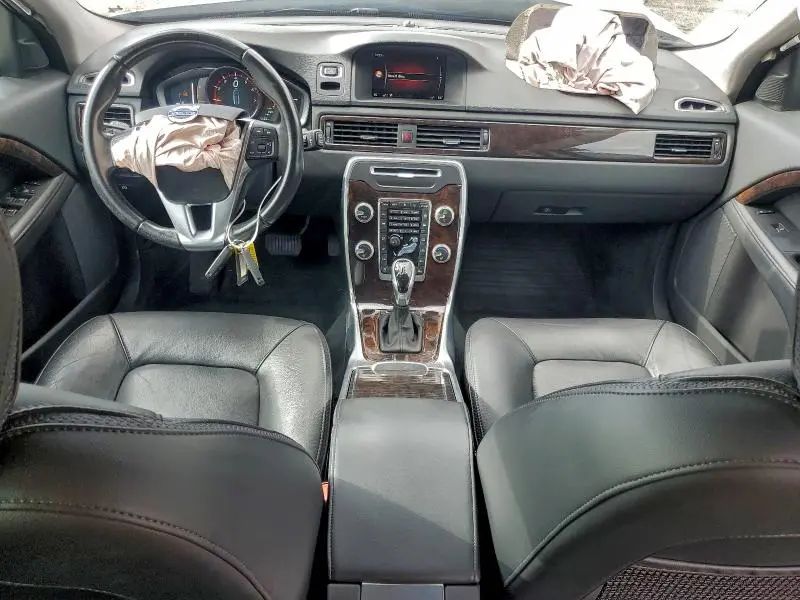 2016 VOLVO XC70 T5 PREMIER  