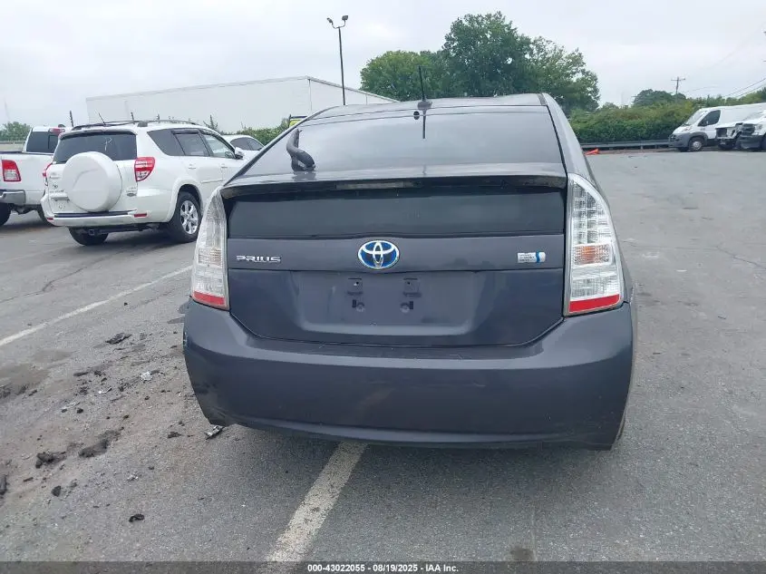 2011 TOYOTA PRIUS THREE