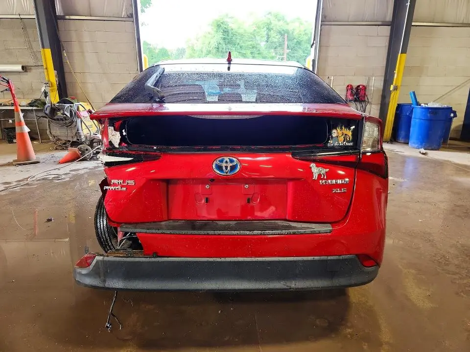 2019 TOYOTA PRIUS XLE AWD-E  