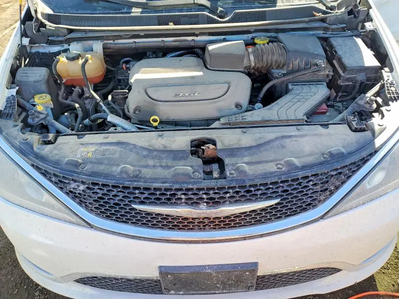 2017 CHRYSLER PACIFICA TOURING L  