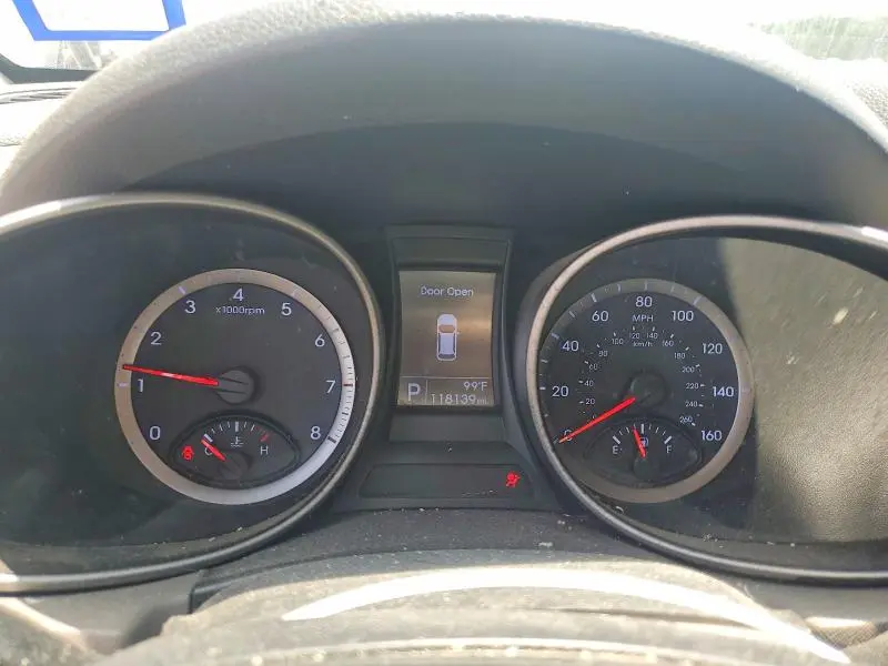 2016 HYUNDAI SANTA FE SE  
