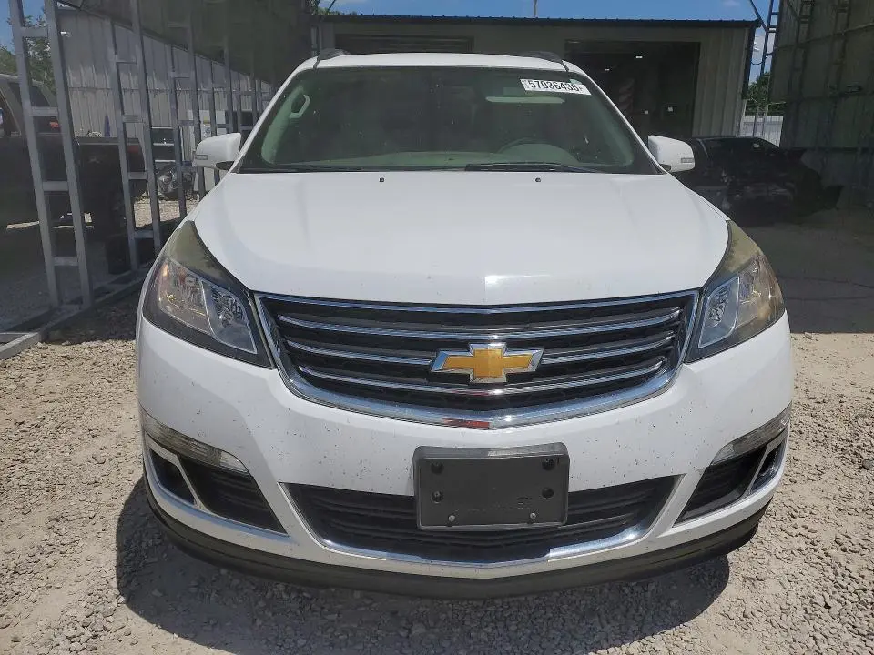 2017 CHEVROLET TRAVERSE LT  