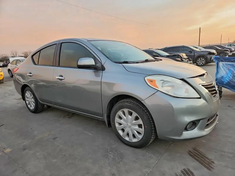 2014 NISSAN VERSA S  