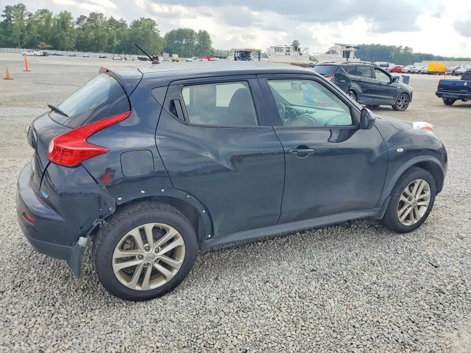2014 NISSAN JUKE S  