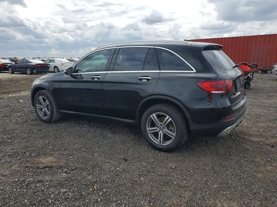 2021 MERCEDES-BENZ GLC 300  