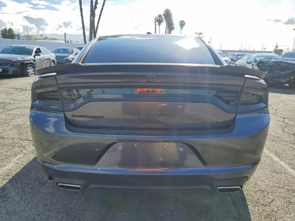 2021 DODGE CHARGER SXT  