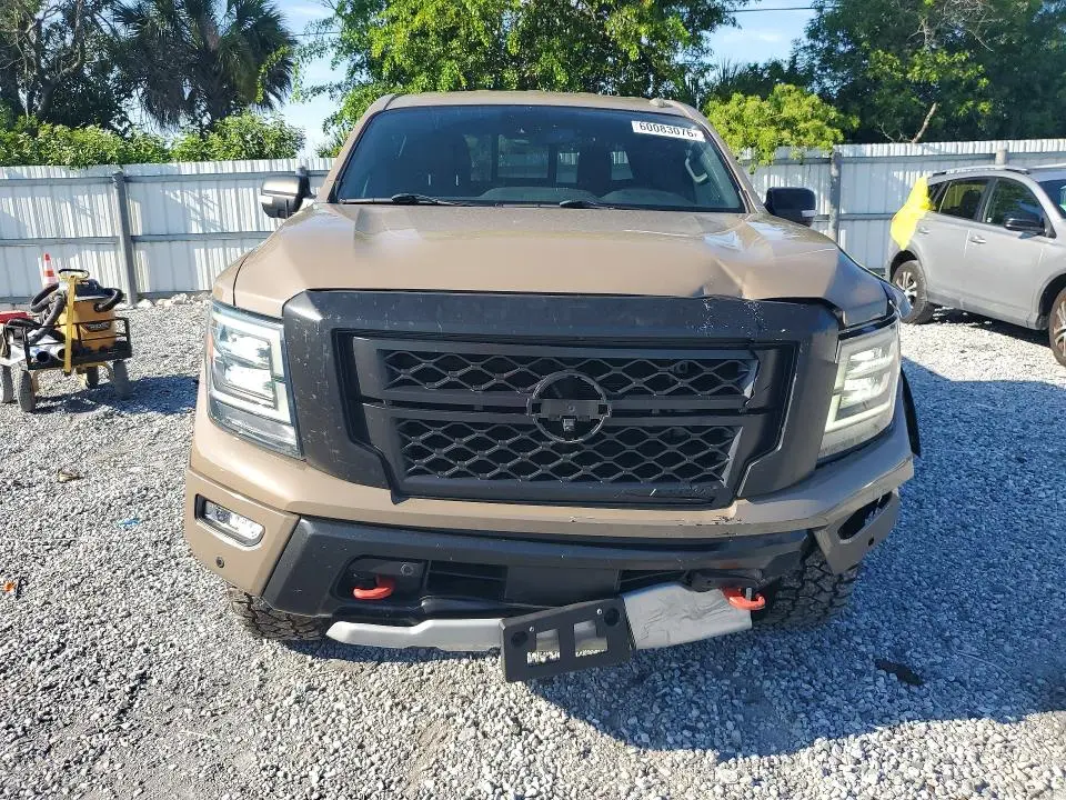 2021 NISSAN TITAN PRO-4X  