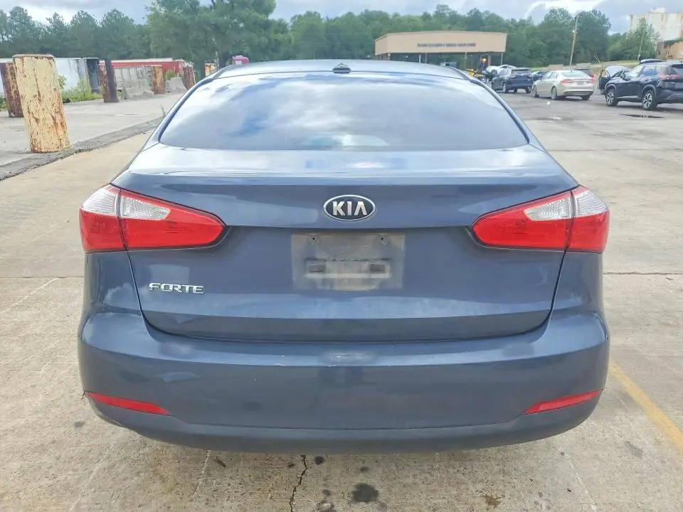 2015 KIA FORTE LX  