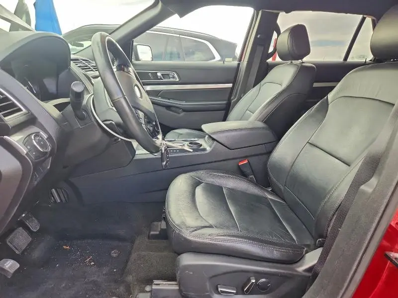 2017 FORD EXPLORER XLT  