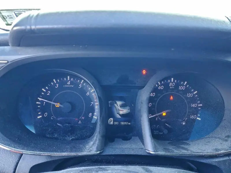 2015 TOYOTA AVALON XLE  