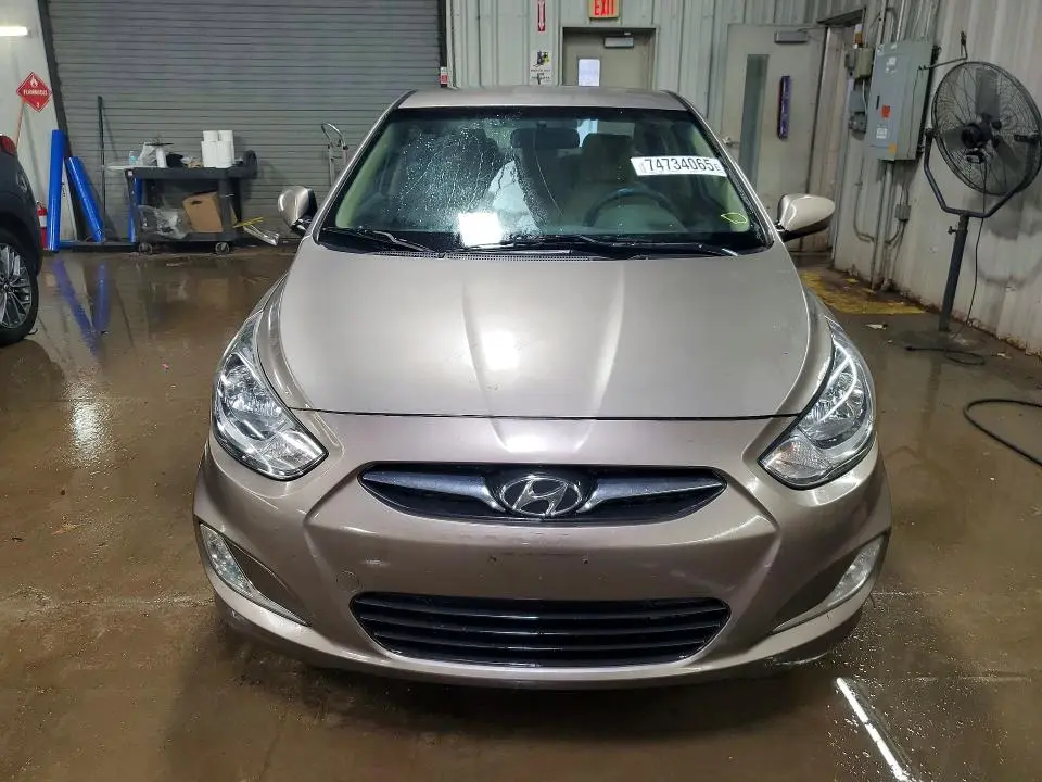 2012 HYUNDAI ACCENT GLS  