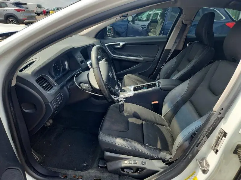 2014 VOLVO S60 T5  