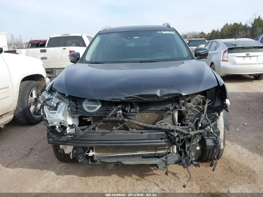 2019 NISSAN ROGUE SL