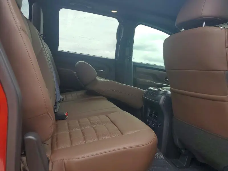 2024 NISSAN TITAN PLATINUM RESERVE  