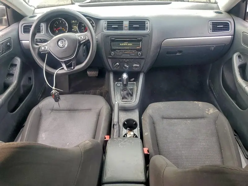 2015 VOLKSWAGEN JETTA SE  