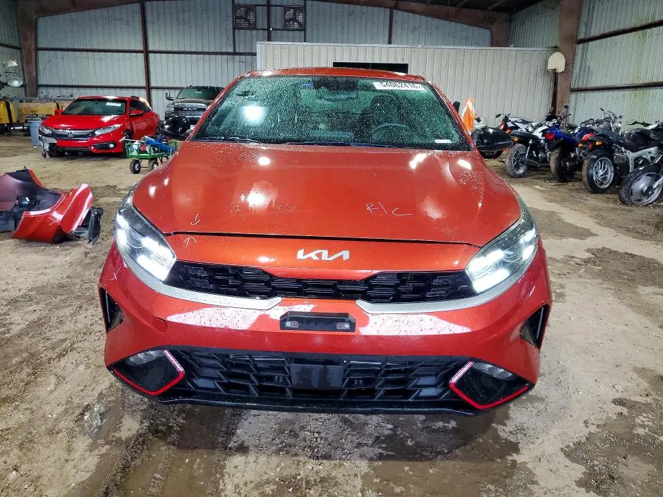 2023 KIA FORTE GT LINE  