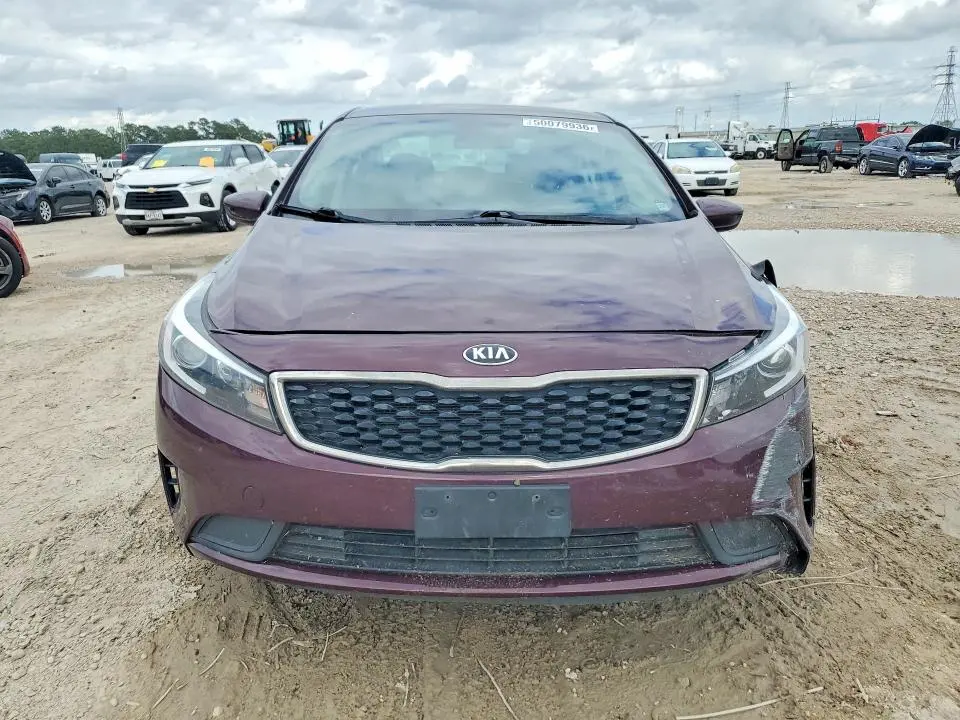 2018 KIA FORTE LX  