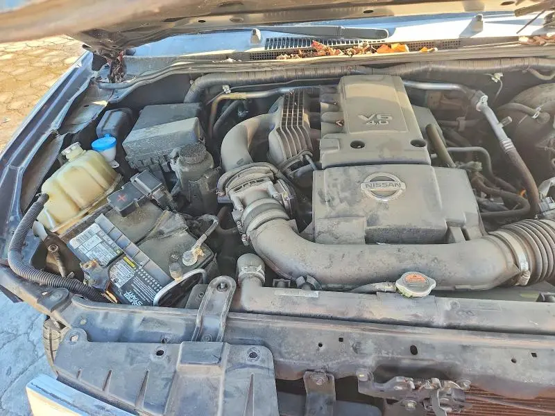 2016 NISSAN FRONTIER SV  