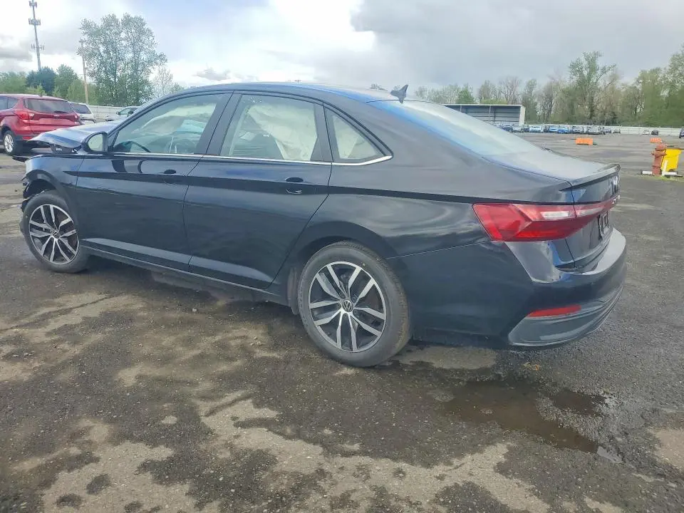 2025 VOLKSWAGEN JETTA SE  