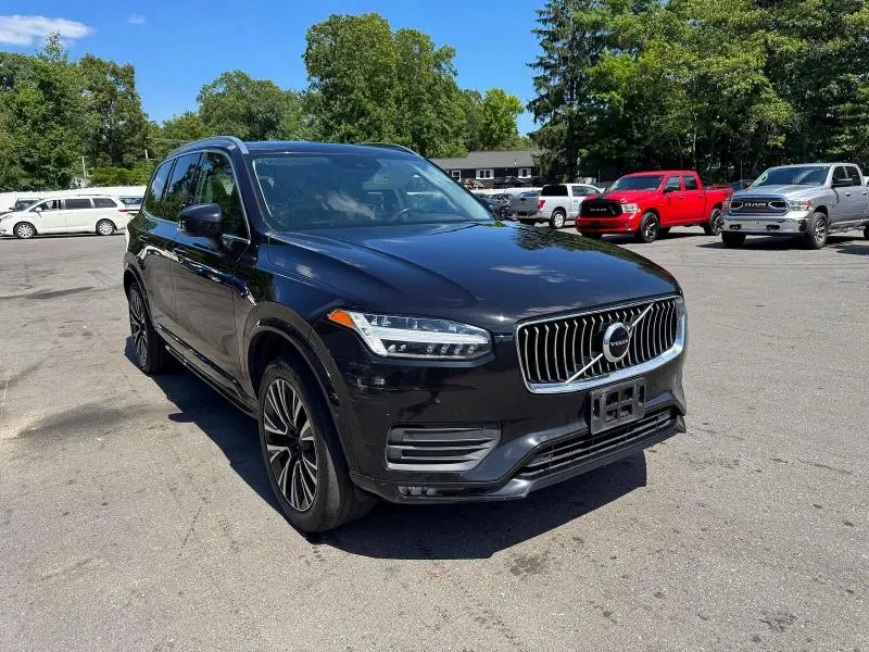 2020 VOLVO XC90 T5 MOMENTUM  