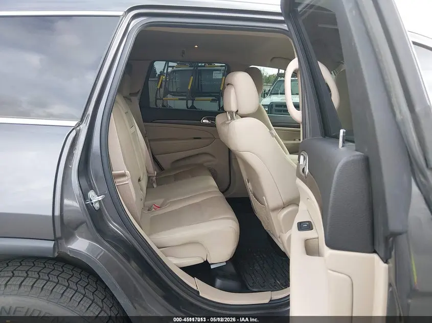 2017 JEEP GRAND CHEROKEE LAREDO 4X4