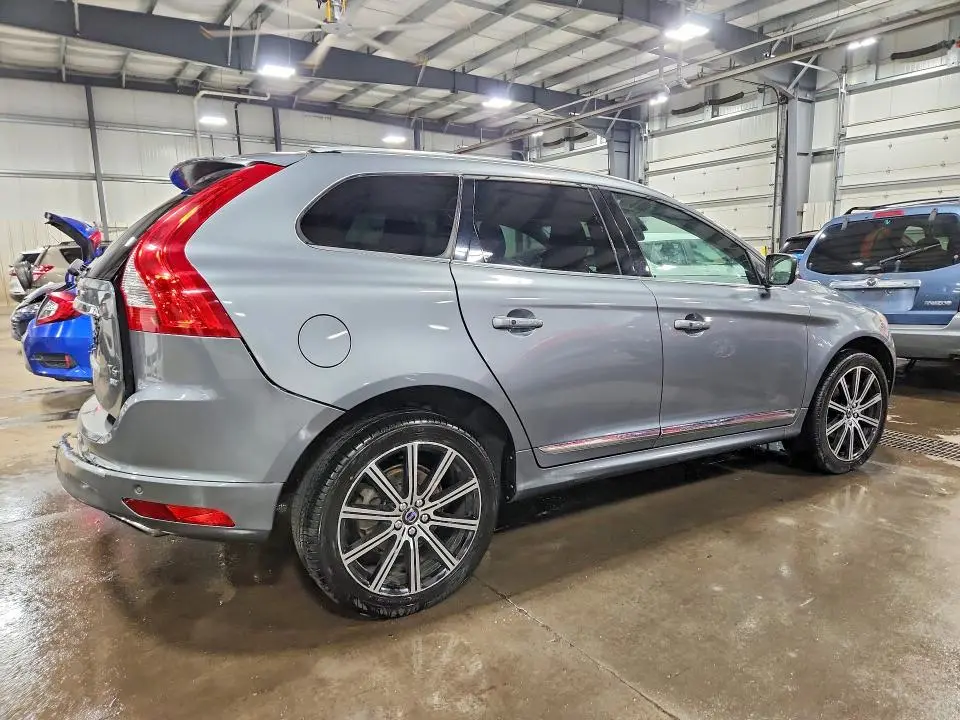 2017 VOLVO XC60 T6 INSCRIPTION  