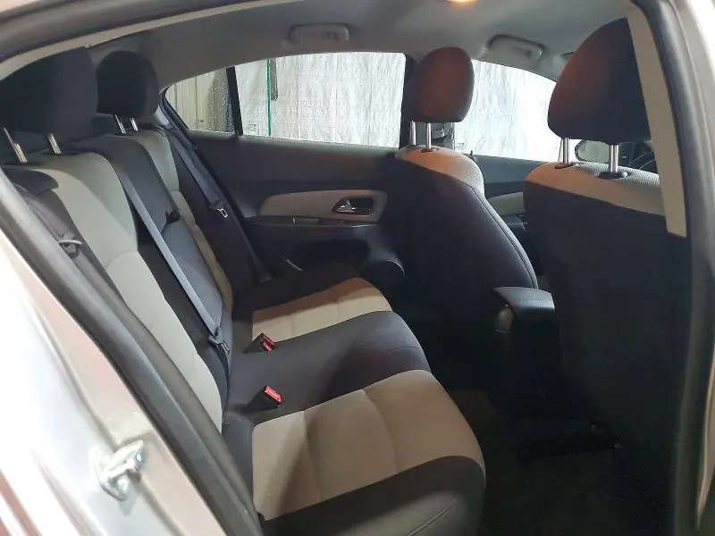 2012 CHEVROLET CRUZE LS  