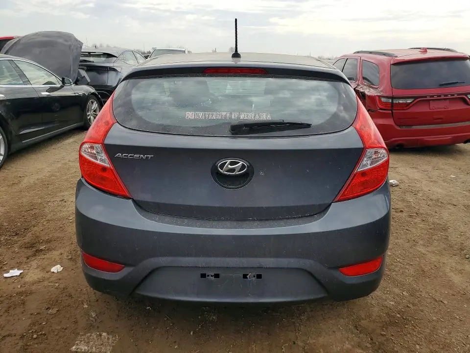 2013 HYUNDAI ACCENT GS  