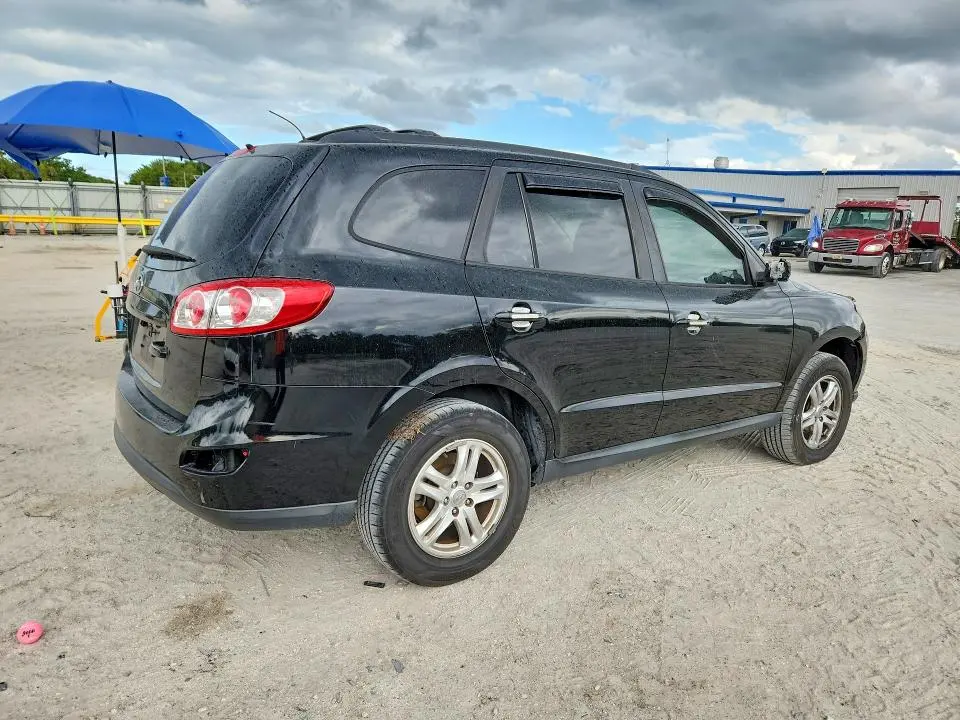 2012 HYUNDAI SANTA FE GLS  