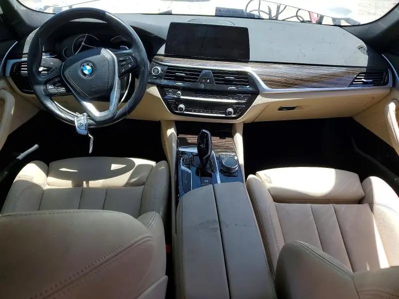 2019 BMW 530 I  