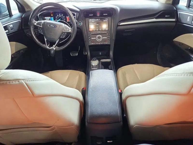 2018 FORD FUSION TITANIUM/PLATINUM  