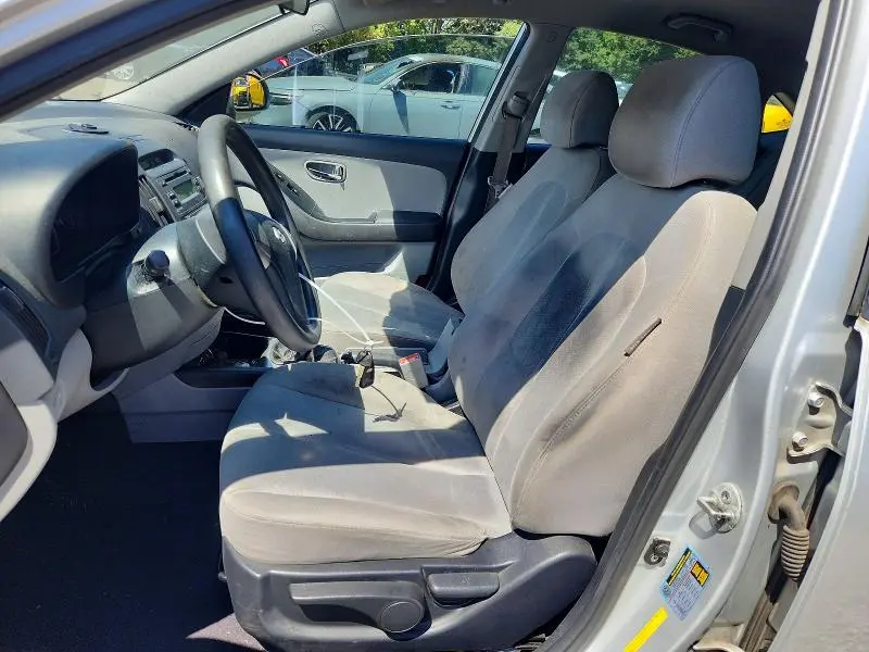 2010 HYUNDAI ELANTRA BLUE  