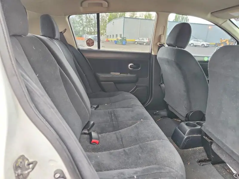 2012 NISSAN VERSA 1.8 S  