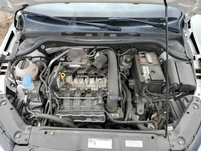 2017 VOLKSWAGEN JETTA SE  