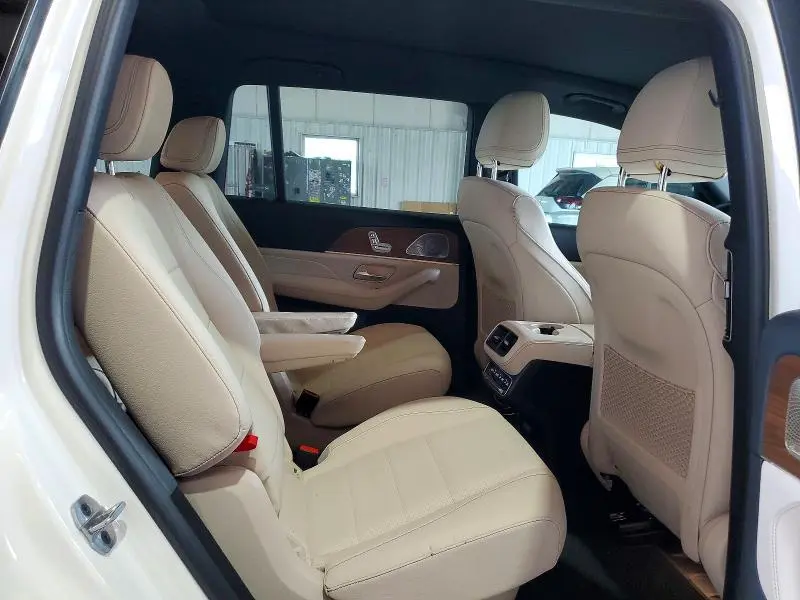 2025 MERCEDES-BENZ GLS 450 4MATIC  