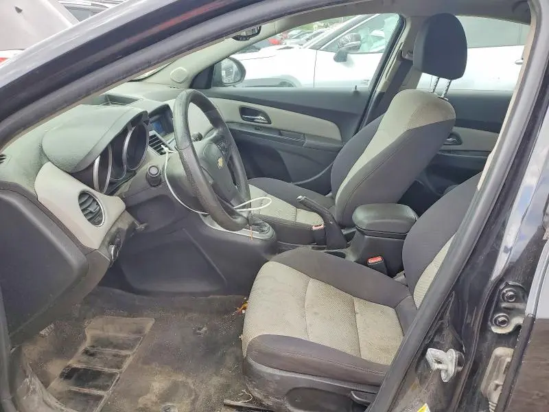 2013 CHEVROLET CRUZE LS  