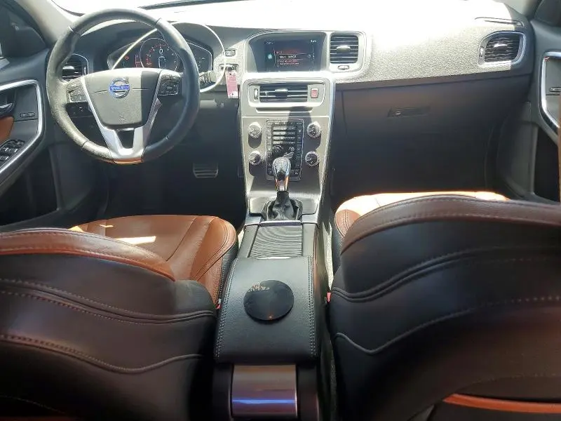 2016 VOLVO S60 PREMIER  