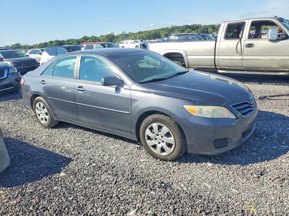 2011 TOYOTA CAMRY LE  
