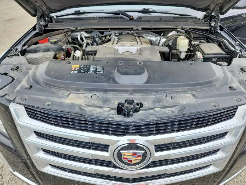 2015 CADILLAC ESCALADE LUXURY  