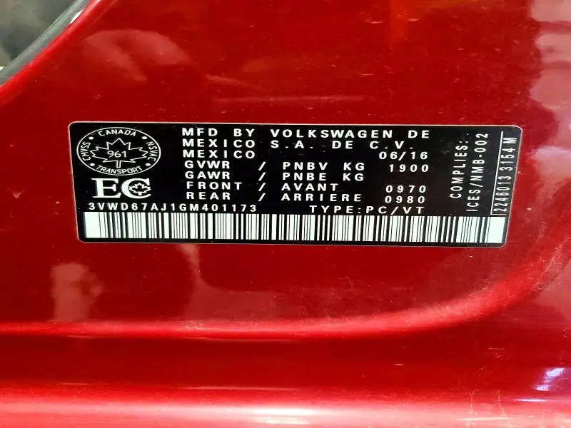 2016 VOLKSWAGEN JETTA SE  