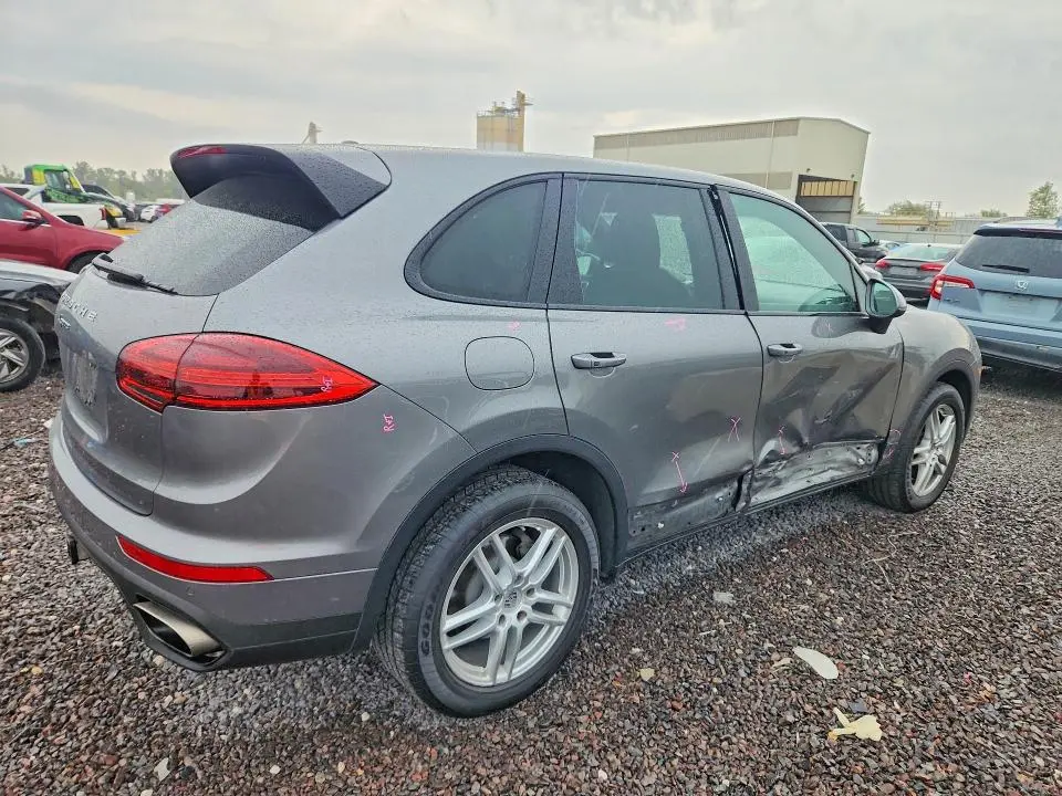2018 PORSCHE CAYENNE   