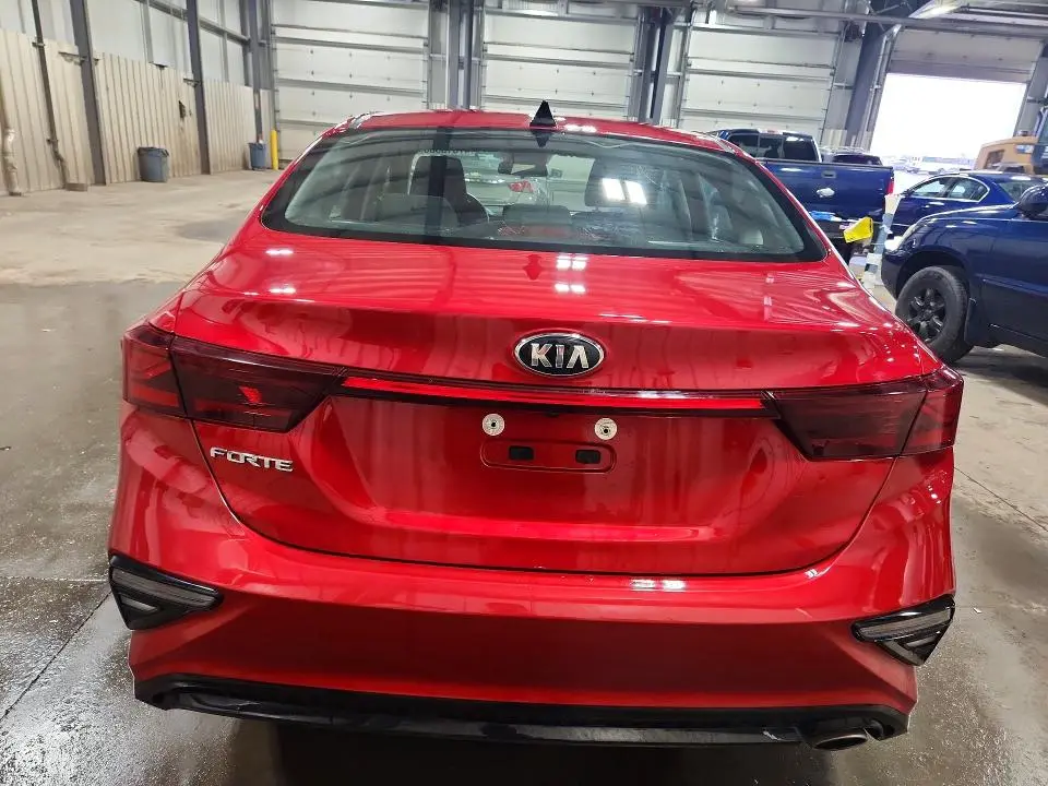2021 KIA FORTE LXS  