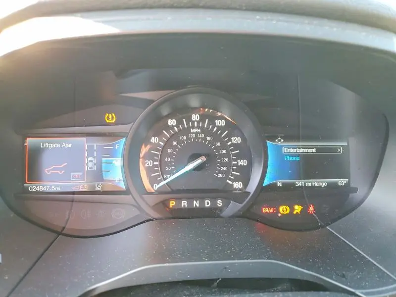 2022 FORD EDGE SE  