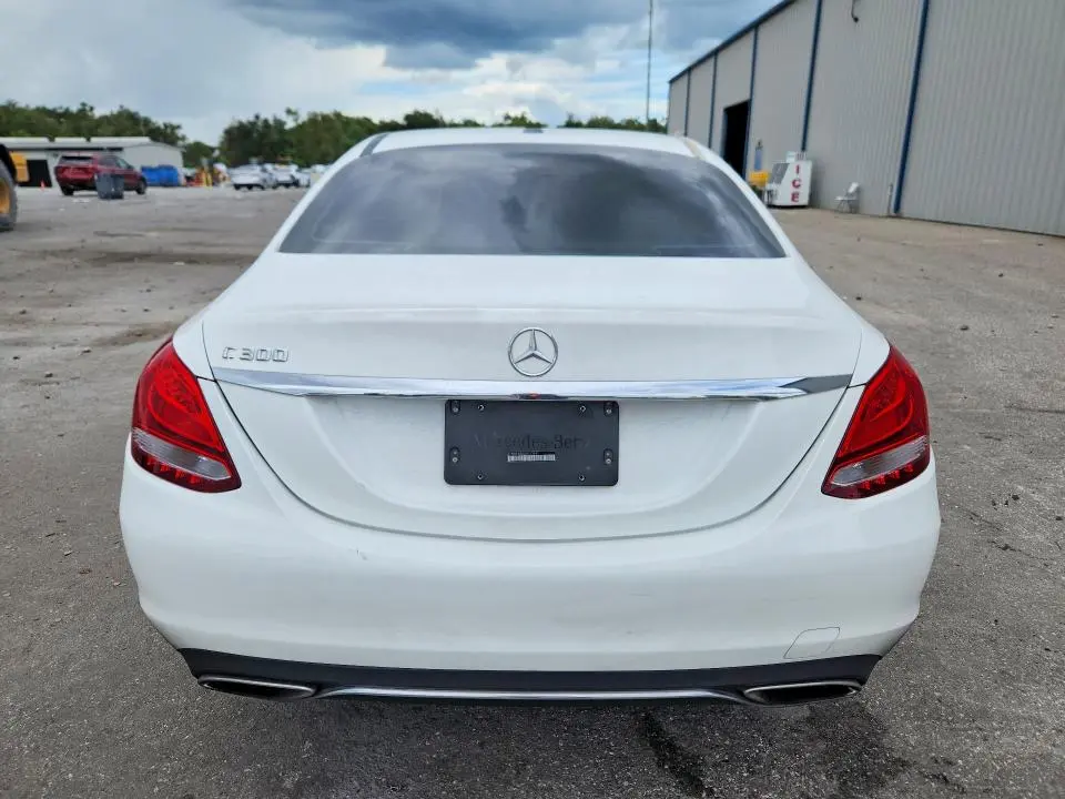 2016 MERCEDES-BENZ C 300  