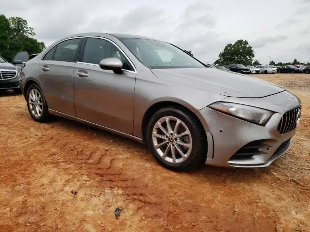 2019 MERCEDES-BENZ A 220 4MATIC  