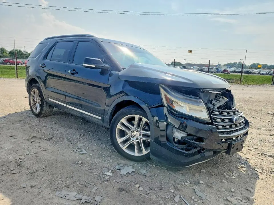 2016 FORD EXPLORER XLT  